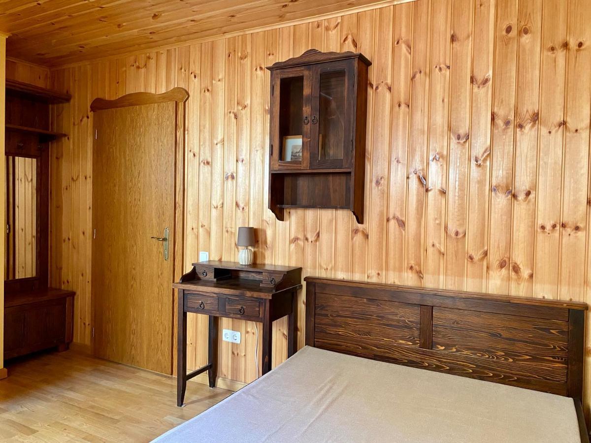 Platan Vendeghaz Villa Izvoare  Exteriör bild